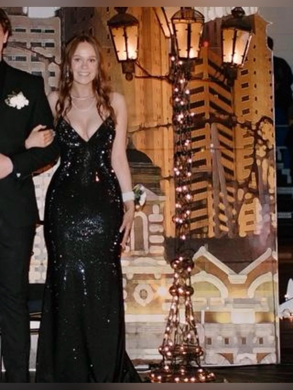 Sherri Hill Elegant Black Sequin prom dress